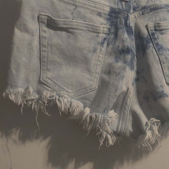 With Love Light Blue Jeans - Picture 15 of 15